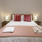 Edera Residence